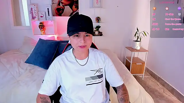 Zury Ramirez online show from March 15, 8:27 pm