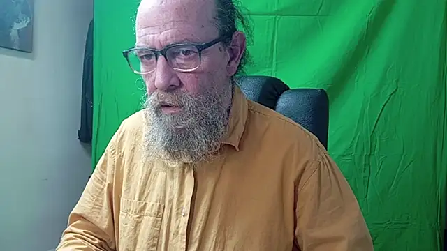 Uncle Hottie online show from March 23, 4:40 pm