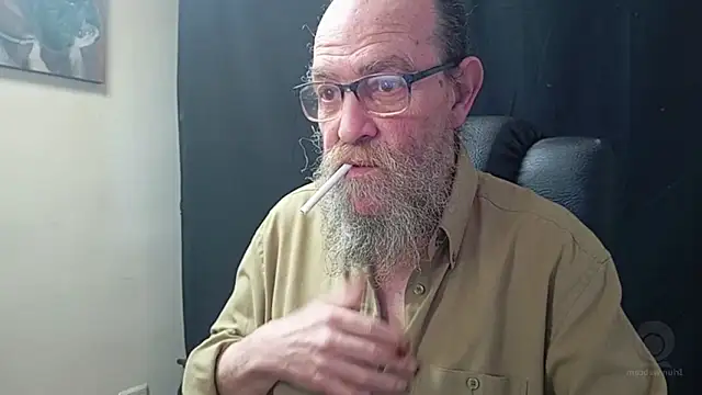 Uncle Hottie online show from April 7, 4:53 pm