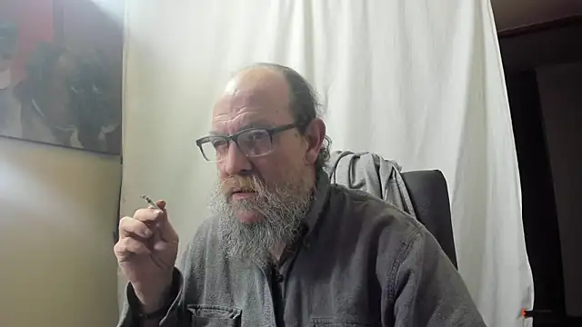 Uncle Hottie online show from January 5, 11:41 pm