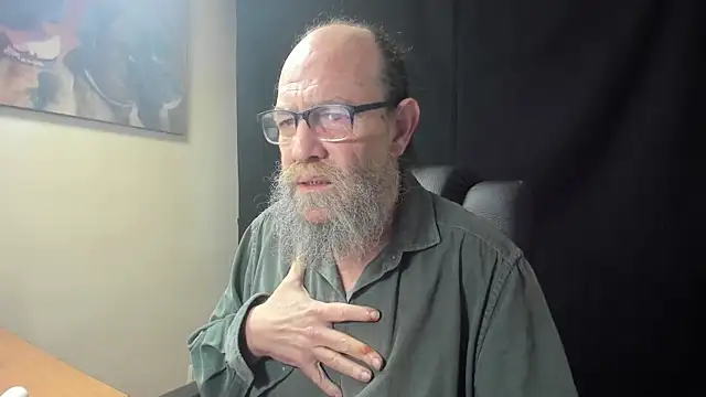 Uncle Hottie online show from February 6, 2:46 pm