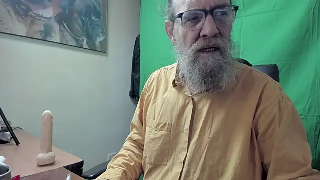 Uncle Hottie online show from March 13, 5:29 pm