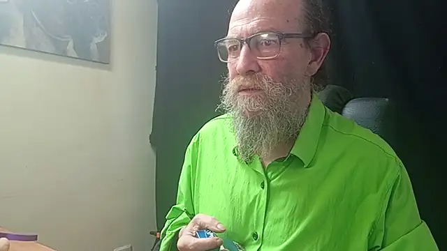 Uncle Hottie online show from March 30, 5:36 pm