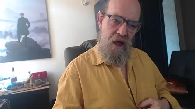 Uncle Hottie online show from July 1, 6:08 pm