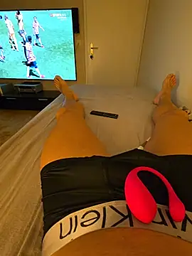 sensualman90 online show from June 19, 8:58 pm