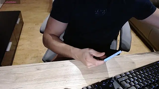 sensualman90 online show from February 19, 9:01 pm