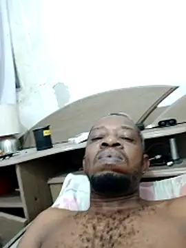 Negaomalinha1 online show from February 15, 2:45 am