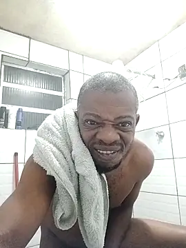 Negaomalinha1 online show from April 2, 1:46 am