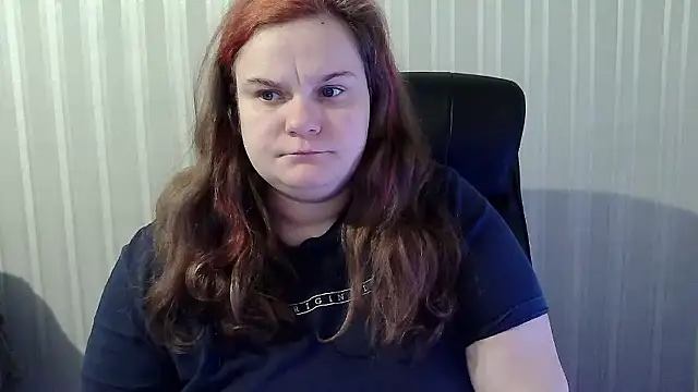 Snapshot of DollyGerson chatting on January 8, 7:25 am DollyGerson online show from January 8, 7:25 am