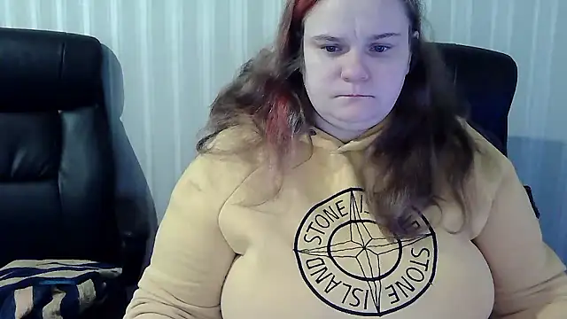 Snapshot of DollyGerson chatting on January 15, 7:01 am DollyGerson online show from January 15, 7:01 am