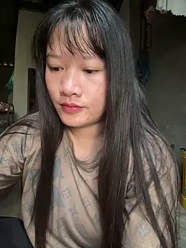 Snapshot of Suni-ii chatting on May 20, 11:07 am Suni-ii online show from May 20, 11:07 am