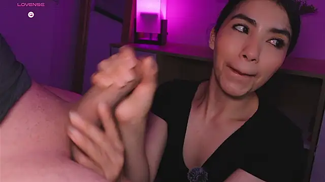 Samantha night   online show from March 21, 2:13 am