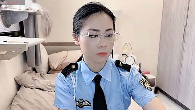 BabyOneDaily online show from March 26, 3:05 am