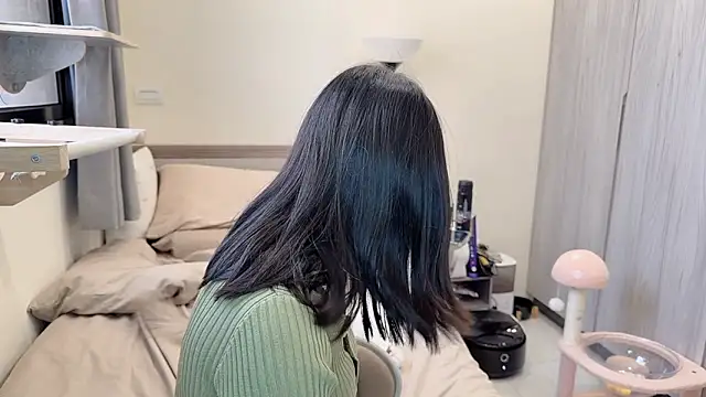 BabyOneDaily online show from March 16, 4:09 am