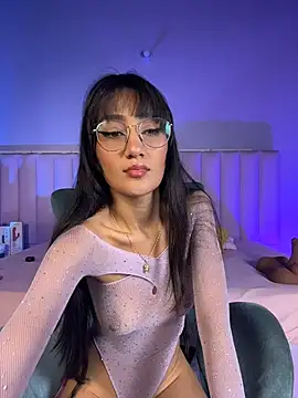 Snapshot of Denightjones chatting on July 10, 4:01 am Denightjones online show from July 10, 4:01 am