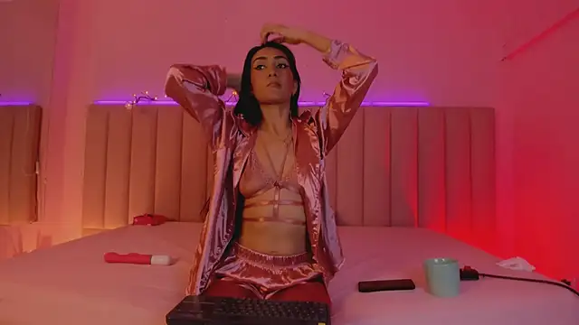 Denightjones online show from April 14, 3:22 am