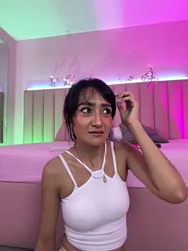 Denightjones online show from April 24, 4:03 am
