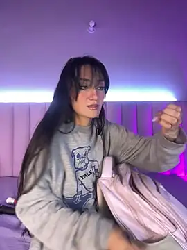 Denightjones online show from February 24, 3:40 am