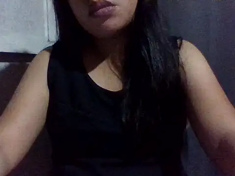 sweetprinces08 online show from April 10, 7:21 pm