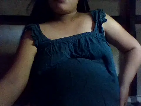 sweetprinces08 online show from May 6, 5:22 am