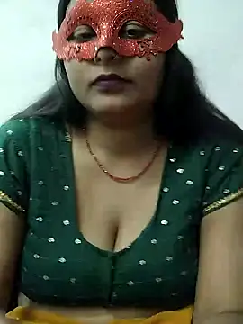 Cute-angle-1 online show from February 14, 3:56 pm