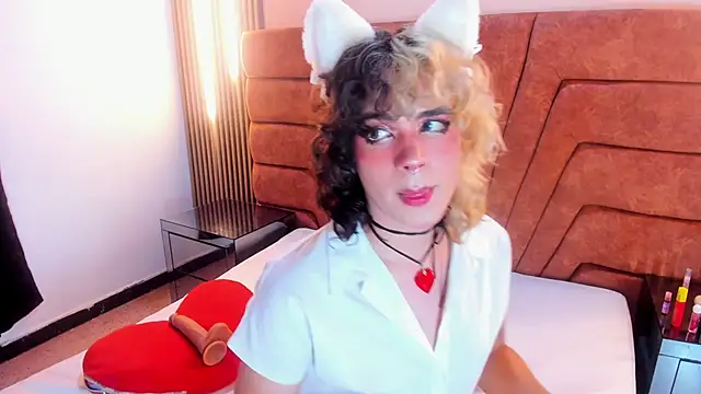 Snapshot of Hunter_todd chatting on January 9, 4:30 am Hunter todd online show from January 9, 4:30 am