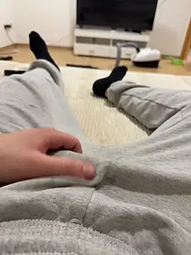 SamuelH59892 online show from March 17, 5:05 pm