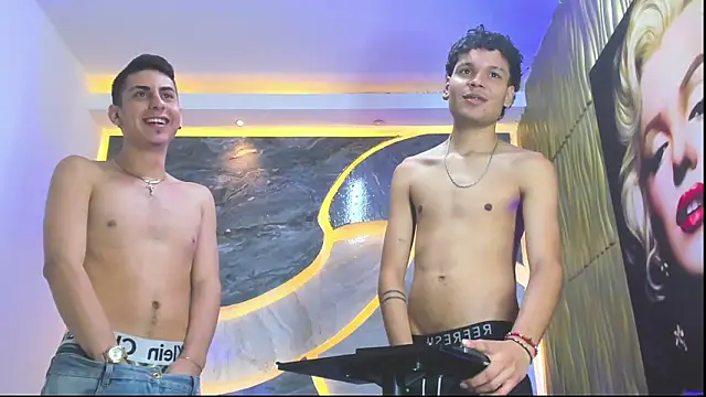 Snapshot of Lucas_hot_20 chatting on February 3, 6:40 am Lucas hot 20 online show from February 3, 6:40 am