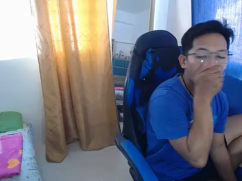 holly oreo online show from July 22, 5:09 am