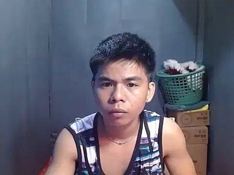 pinoymonstercock xx online show from February 13, 1:38 am