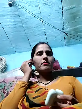 Snapshot of Bhavna8080 chatting on June 11, 3:42 pm Bhavna8080 online show from June 11, 3:42 pm