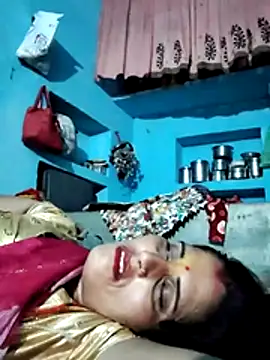 Snapshot of Bhavna8080 chatting on June 26, 11:43 pm Bhavna8080 online show from June 26, 11:43 pm