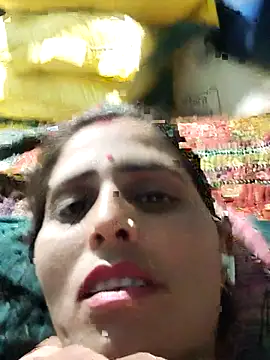 Snapshot of Bhavna8080 chatting on July 19, 4:04 pm Bhavna8080 online show from July 19, 4:04 pm