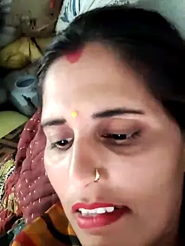 Snapshot of Bhavna8080 chatting on June 15, 11:10 am Bhavna8080 online show from June 15, 11:10 am