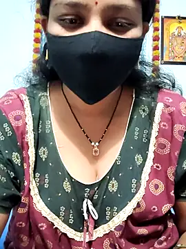 lusy79 online show from February 5, 9:05 am