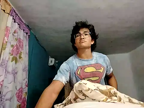 Xaviervtg online show from April 7, 9:22 am