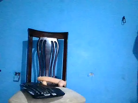 Xaviervtg online show from March 6, 9:21 pm