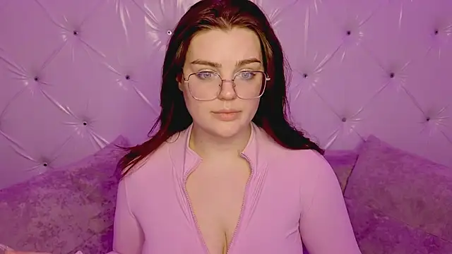 MilkyPop  online show from February 19, 9:06 am