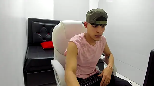 MaxStar26 online show from January 10, 2:18 am