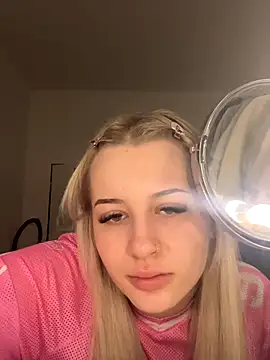 samybabe online show from January 8, 11:27 am