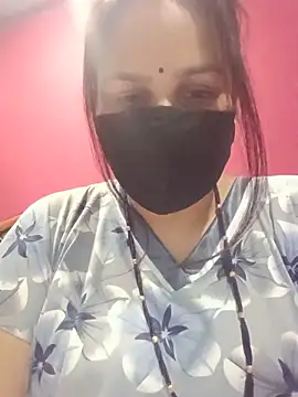 Snapshot of 01Roshani chatting on June 11, 11:24 pm 01Roshani online show from June 11, 11:24 pm