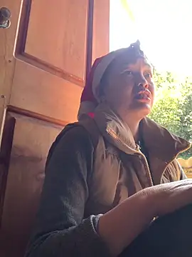 hinicky-0 online show from February 21, 4:58 am