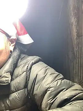 hinicky-0 online show from January 17, 2:26 am