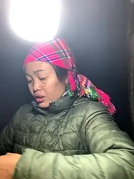 Snapshot of hinicky-0 chatting on January 7, 2:05 am hinicky-0 online show from January 7, 2:05 am