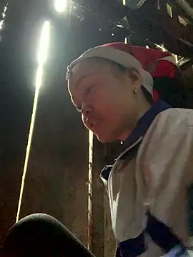 Snapshot of hinicky-0 chatting on January 12, 1:56 am hinicky-0 online show from January 12, 1:56 am