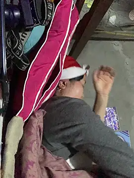 hinicky-0 online show from March 8, 2:20 pm