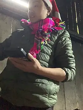 Snapshot of hinicky-0 chatting on January 10, 1:56 am hinicky-0 online show from January 10, 1:56 am