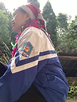 Snapshot of hinicky-0 chatting on January 11, 4:52 am hinicky-0 online show from January 11, 4:52 am