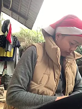 hinicky-0 online show from February 18, 1:58 am