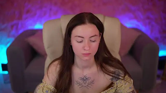 AlexaFleur online show from May 29, 6:08 am